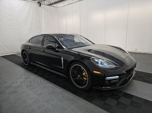 2018 Porsche Panamera Turbo Executive