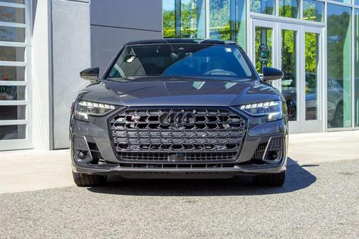 2024 Audi S8 4.0T