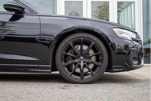 2024 Audi S8 4.0T