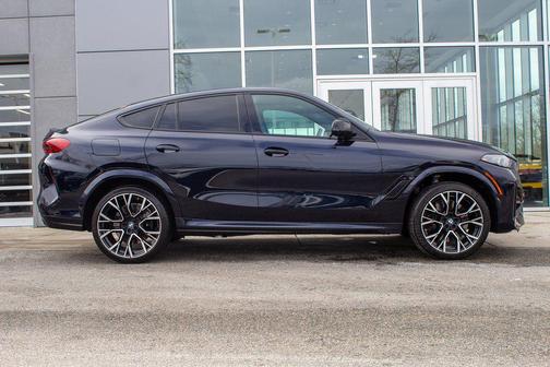 Carbon Black Metallic 2024 BMW X6 M Base