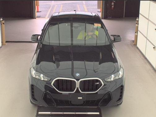 2026 BMW X6 M60i