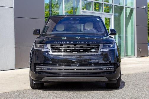 2023 Land Rover Range Rover P400 SE