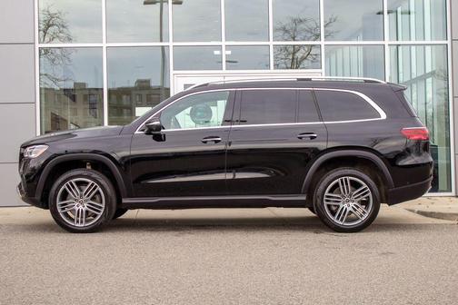 2025 Mercedes-Benz GLS 450 4MATIC