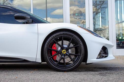 2024 Lotus Emira V6 First Edition