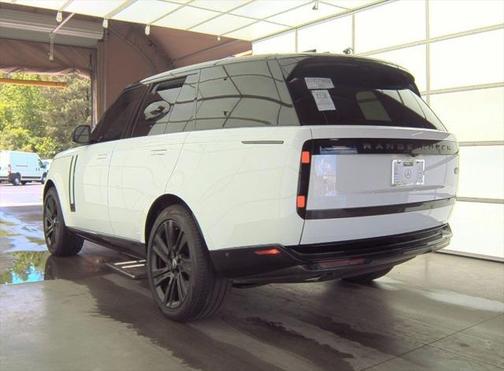 2023 Land Rover Range Rover P530 SE