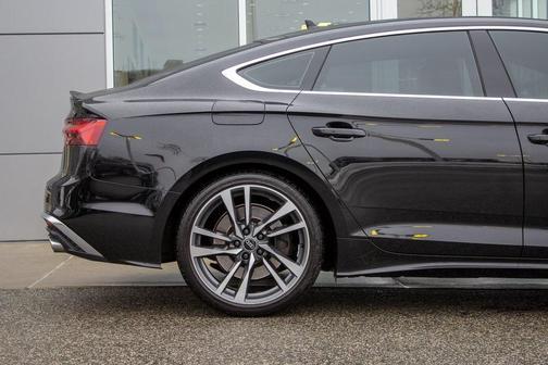 2022 Audi S5 Premium Plus TFSI quattro Tiptronic