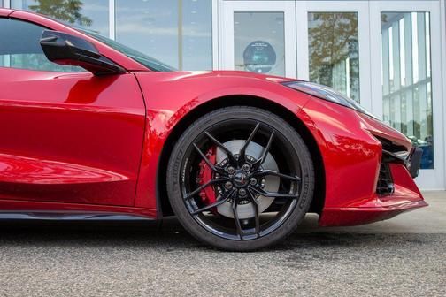 Red Mist Metallic Tintcoat 2025 Chevrolet Corvette Z06