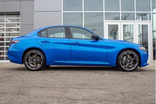 2025 Alfa Romeo Giulia AWD
