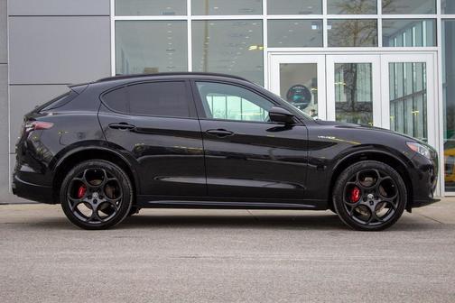 2025 Alfa Romeo Stelvio Sprint AWD
