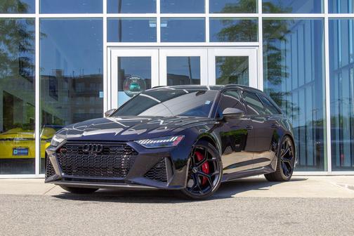 Sebring Black Crystal Effect 2025 Audi RS 6 Avant 4.0T