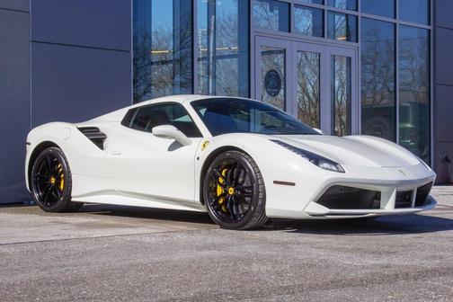2019 Ferrari 488 Spider Base