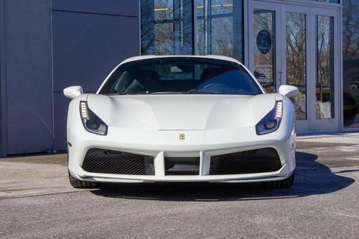 2019 Ferrari 488 Spider Base