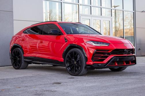 2020 Lamborghini Urus Base