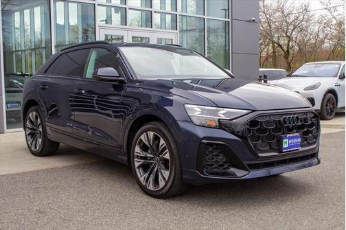 2024 Audi Q8 55 Prestige