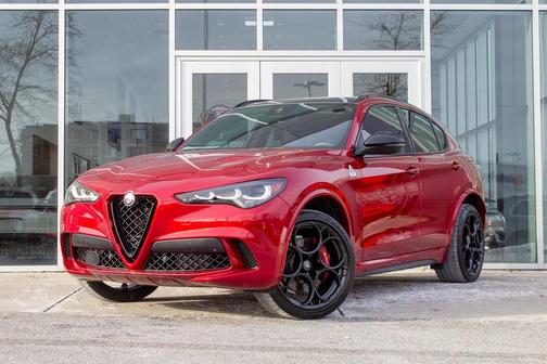 2024 Alfa Romeo Stelvio Quadrifoglio