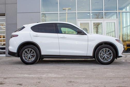 2024 Alfa Romeo Stelvio Sprint AWD