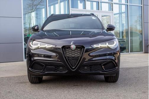 2025 Alfa Romeo Stelvio Sprint AWD