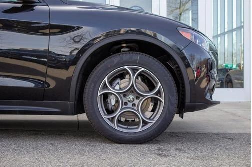 2025 Alfa Romeo Stelvio Sprint AWD