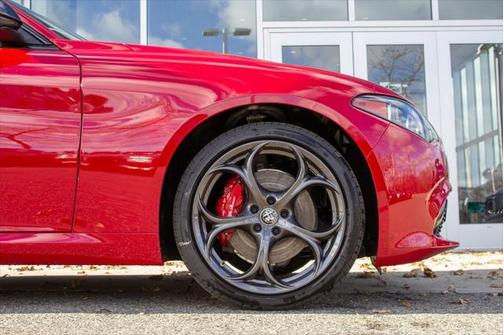 2025 Alfa Romeo Giulia Ti