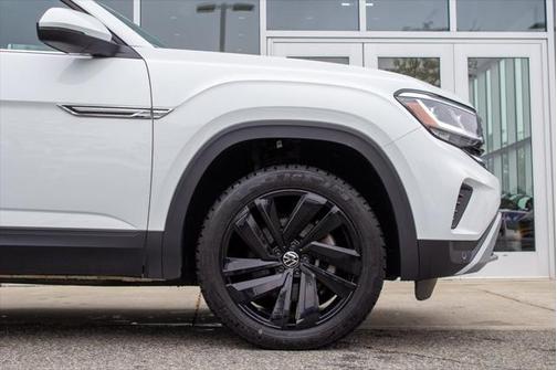 2022 Volkswagen Atlas Cross Sport 3.6L V6 SE w/Technology