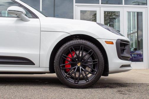 White 2022 Porsche Macan Macan GTS