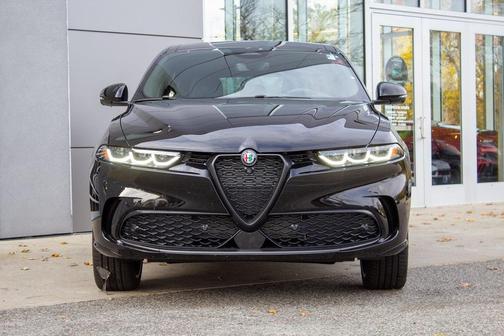 2025 Alfa Romeo Tonale Intensa AWD