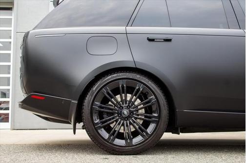 2023 Land Rover Range Rover P530 SE