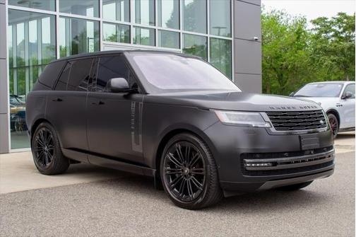 2023 Land Rover Range Rover P530 SE