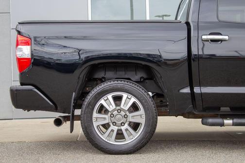 Midnight Black Metallic 2017 Toyota Tundra Platinum