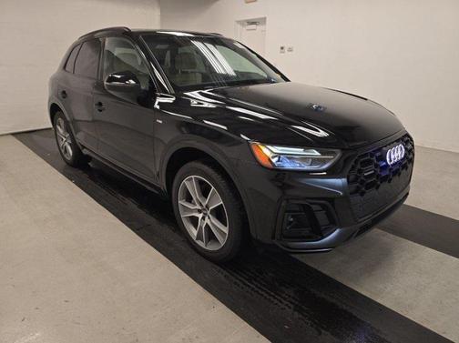 2025 Audi Q5 45 S line Premium
