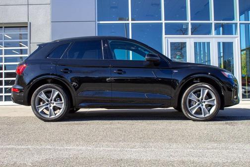 2025 Audi Q5 45 S line Premium