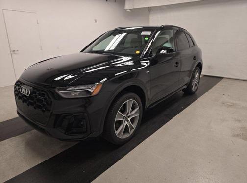 2025 Audi Q5 45 S line Premium