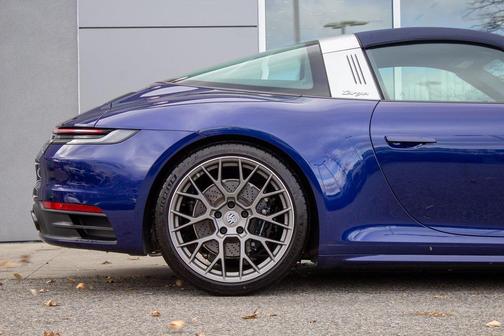 2024 Porsche 911 Targa 4S