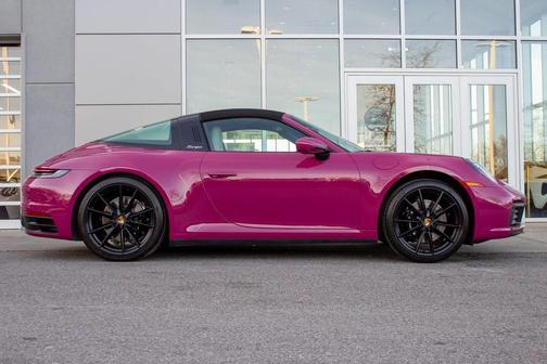 2024 Porsche 911 Targa 4S