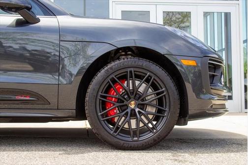 2024 Porsche Macan GTS