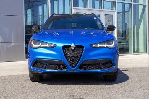 2025 Alfa Romeo Stelvio Sprint AWD