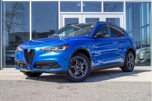 2025 Alfa Romeo Stelvio Sprint AWD