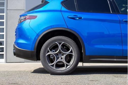 2025 Alfa Romeo Stelvio Sprint AWD