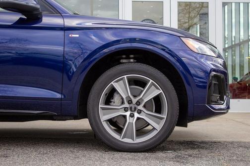2025 Audi Q5 45 S line Premium