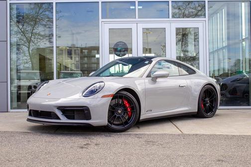 2024 Porsche 911 Carrera GTS