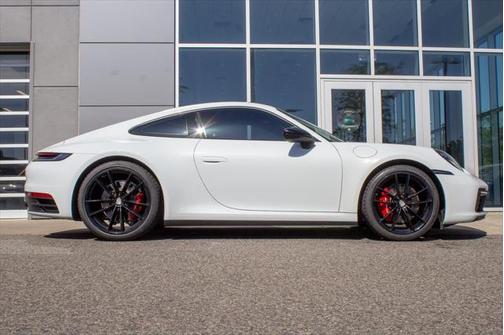 2020 Porsche 911 Carrera S