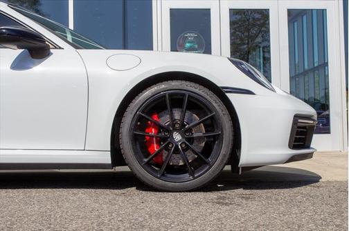 2020 Porsche 911 Carrera S
