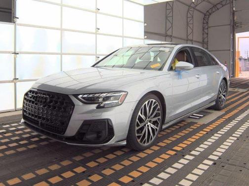 2023 Audi A8 L 55 TFSI quattro Tiptronic