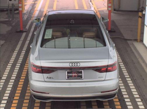 2023 Audi A8 L 55 TFSI quattro Tiptronic