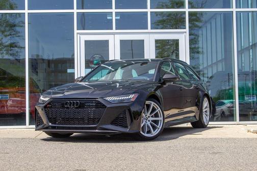 Black 2024 Audi RS 6 Avant 4.0T