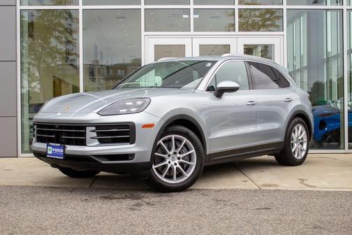 2024 Porsche Cayenne Base