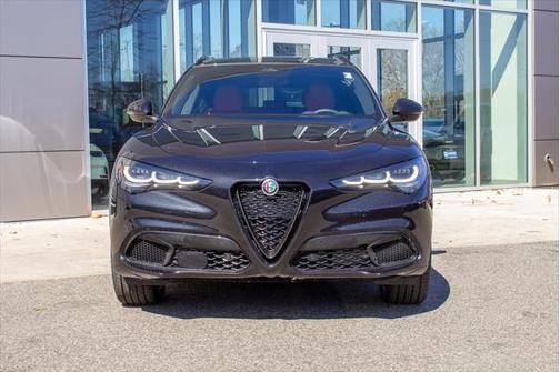 2025 Alfa Romeo Stelvio Sprint AWD