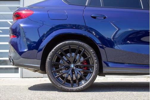 2024 BMW X6 M60i