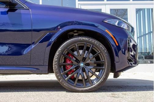 2024 BMW X6 M60i