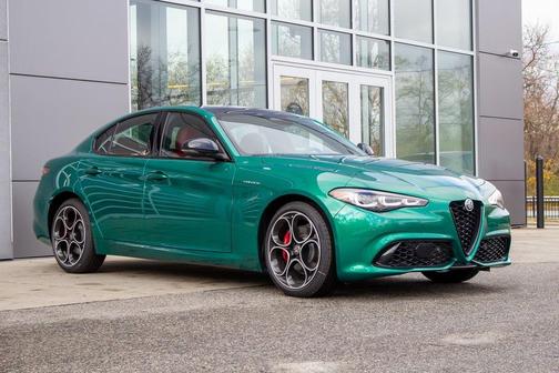 2025 Alfa Romeo Giulia AWD
